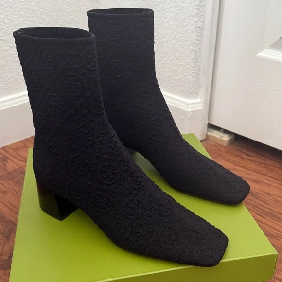 Tory Burch stretch ankle logo jacquard boot - Picture 4 of 11